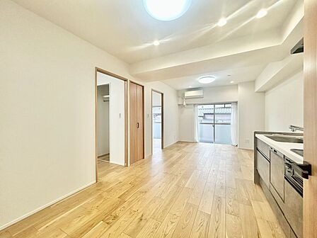 通風・採光に優れ、心地よい光と風が溢れています。