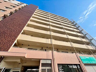 外観：飽きのこないシンプルモダンな外観です。