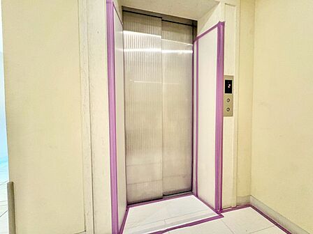 エレベーター完備のため荷物が多くなっても安心。