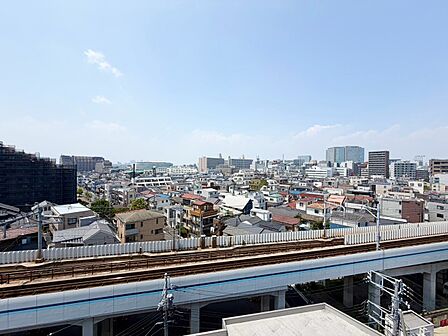 眺望や窓からの景色が良いと、家で過ごす時間も快適です。