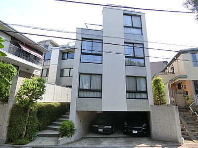 外観：飽きのこないシンプルモダンな外観です。