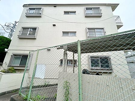 忙しく過ぎゆく日常を置き去るほど、ゆったりした時間が流れる住環境。