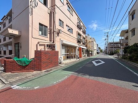 アクセスに優れ、ビジネスにもプライベートにも広範囲にカバーします。