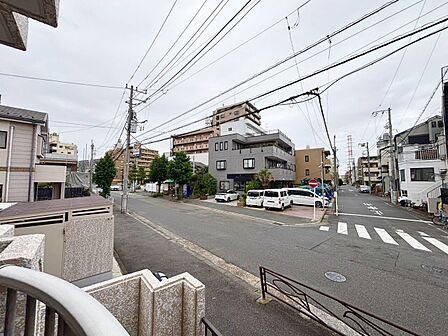 眺望や窓からの景色が良いと、家で過ごす時間も快適です。