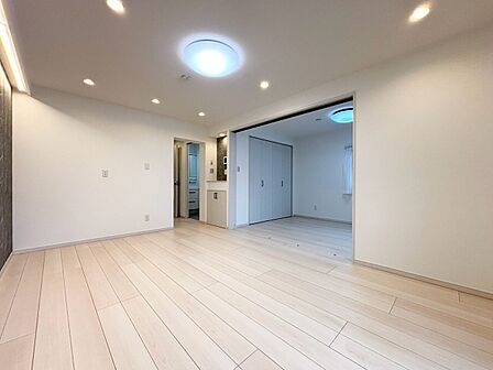 充実した生活は伸びやかな居室空間から始まります。