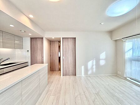 充実した生活は伸びやかな居室空間から始まります。