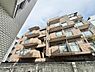 バルコニー：眺望や窓からの景色が良いと、家で過ごす時間も快適です。