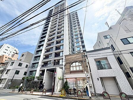忙しく過ぎゆく日常を置き去るほど、ゆったりした時間が流れる住環境。