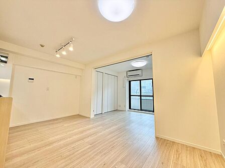 充実した生活は伸びやかな居室空間から始まります。