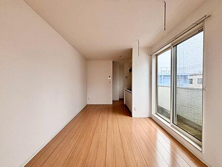 落ち着いた雰囲気に包まれて、伸びやかな空間。