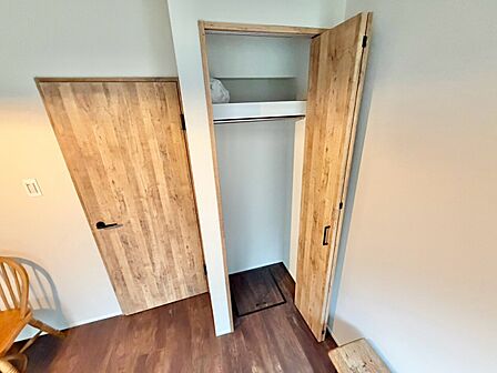 家電やスーツケース、ストック品など何でも片付く嬉しい空間です。
