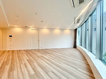 充実した生活は伸びやかな居室空間から始まります。