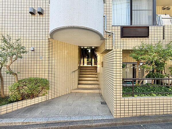 エントランスを拡大表示