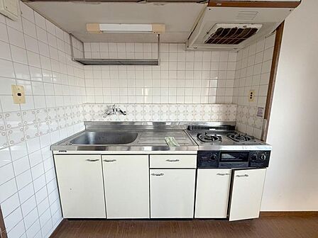 開放感のあるキッチンスペース。調理をしながら、会話も弾みそうですね。