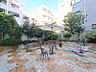 その他：マンションの敷地内には、中庭もございます。