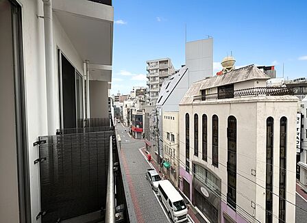 眺望や窓からの景色が良いと、家で過ごす時間も快適です。