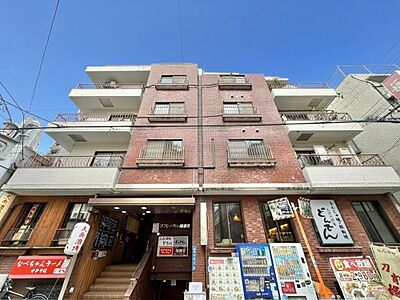 外観：飽きのこないシンプルモダンな外観です。