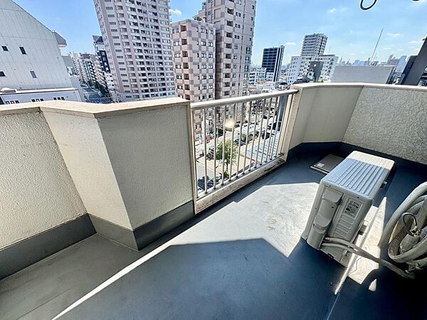 バルコニーを拡大表示
