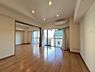 室内：「空間が織り成すひとつ先の住み心地」を演出します。
