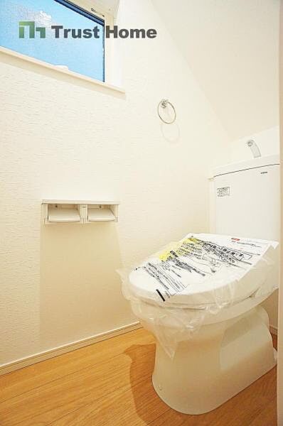 トイレを拡大表示