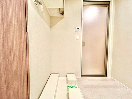 暑い日でも寒い日でも室内なら快適に洗濯できます。やっぱり洗濯機は室内に置きたいですね。