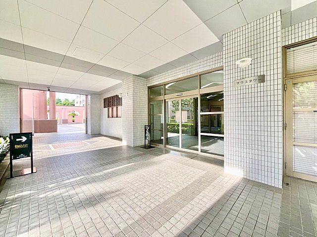 エントランス 西戸山タワーホウムズサウスタワー 12階/1203