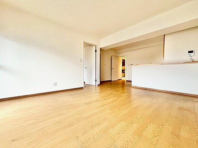 リビング/ダイニング 尻手ビル 4階/-