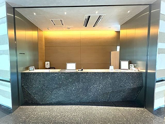 エントランス パークタワー西新宿 39階/-