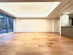 洗練された美しさと心の安らぎを演出する住まい。お気に入りのアイテムで満たしてください。