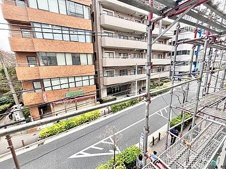 さまざまな表情の景色を眺めながら、くつろぎのひと時をお過ごし頂けます。