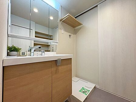 一日の始まりと終わりを心地よく演出してくれる、多彩な機能が備えられたパウダールーム。