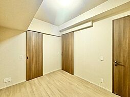 シンプル・イズ・ベストが基本。プレーンな空間を自分好みに。いつまでも快適に暮せる住まいへ。