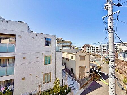 さまざまな表情の景色を眺めながら、くつろぎのひとときをお過ごしいただけます。