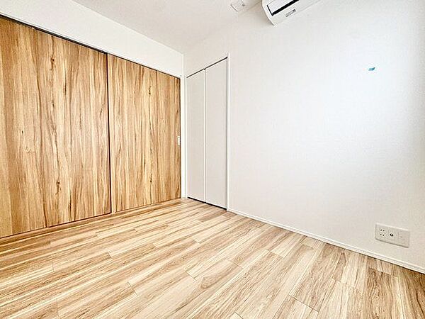 洋室を拡大表示