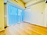 子供部屋：木のぬくもりを感じられる、のびのびとした明るい洋室です。いつまでも快適に暮らせる空間が広がります。