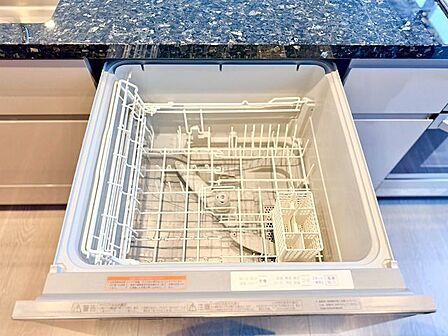 食洗機付で手間なく綺麗に。食後はゆったり過ごせます。