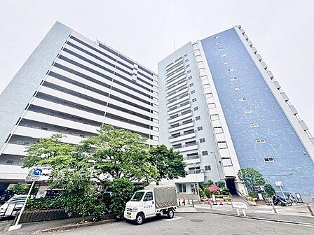 流行に左右されず、将来にわたって価値が継続する上質な佇まい。街に新たな価値をもたらし続けてくれます。