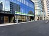周辺：ファミリーマート北参道駅前店 180m