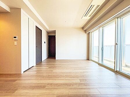 楽しい毎日と明るい未来を予感させる「空間が織り成すひとつ先の住み心地」を演出します。
