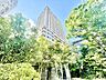 外観：洗練されたディディールでラグジュアリーな住まいを実現。
