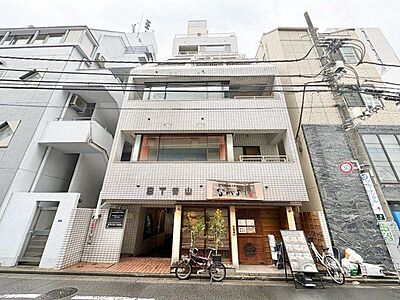 外観：都心の“賑わい”と自然の“潤い”を享受できる暮らしやすいロケーションが魅力。