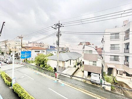 さまざまな表情の景色を眺めながら、くつろぎのひと時をお過ごし頂けます。