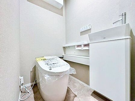 シンプルな色使いとデザインでリラックスできる快適な空間を演出。