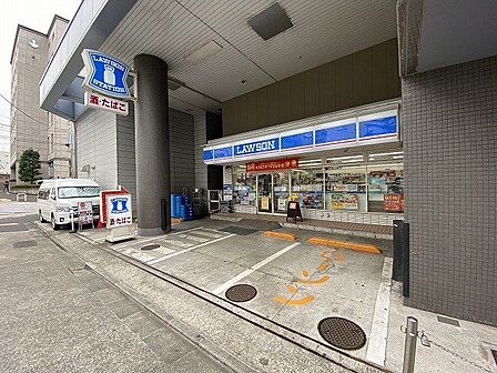 ローソン芝浦2丁目店 160m