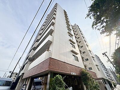 外観:お住まいはご家族を見守り受け入れてくれます。ご家族の「日常」という物語の舞台となることを祈っています。 外観:お住まいはご家族を見守り受け入れてくれます。ご家族の「日常」という物語の舞台となることを祈っています。