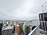 バルコニー：都心の眺望を心ゆくまで満喫。忙しく過ぎ去る暮らしに大きなゆとりを。