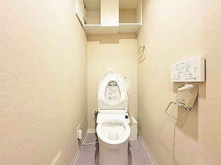 毎日使う場所だからこそ、使い勝手を考慮しました。白を基調に、飽きのこない空間に。