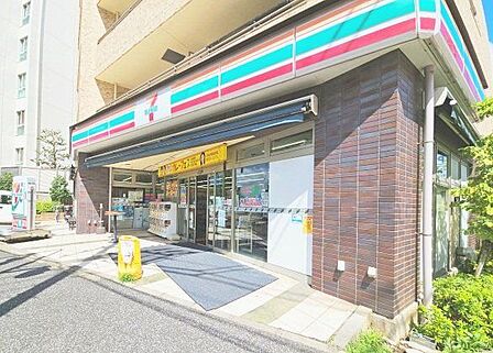 セブンイレブン世田谷等々力7丁目店 30m