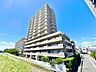 外観：利便性に優れ、自然にも恵まれた穏やかな暮らしが叶う住環境となっています。