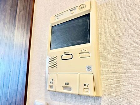 「見える安心」をカタチにしました。誰が来てもわかる様にモニター付きインターホンを設置。